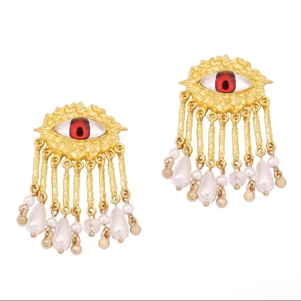 Gaze Eye Protection Pearl Dangle Earrings
